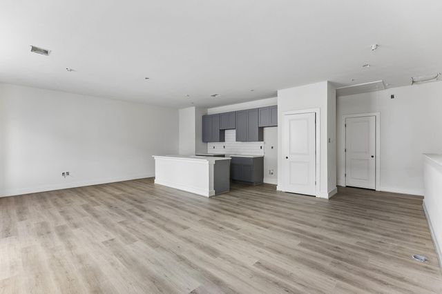 2035 Oak Forest Drive A-B, Houston, TX 77018