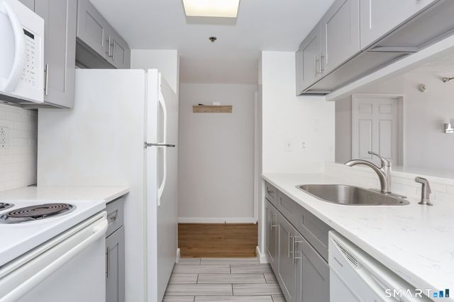 127 Greyrock Place 1205, Stamford, CT 06901