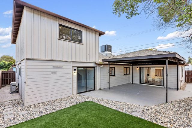 421 E 17th St, Marysville, CA 95901