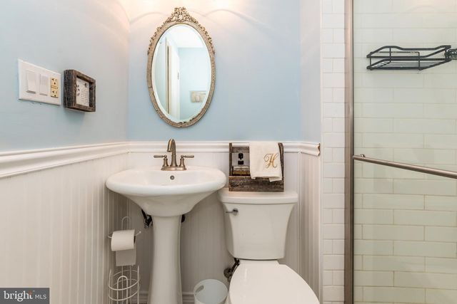 46 W CAPE MAY AVE, Ocean Gate, NJ 08740