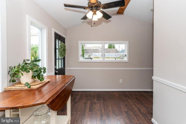 46 W CAPE MAY AVE, Ocean Gate, NJ 08740