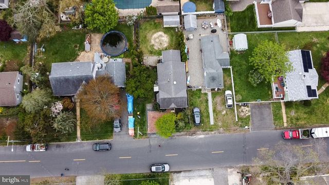 46 W CAPE MAY AVE, Ocean Gate, NJ 08740
