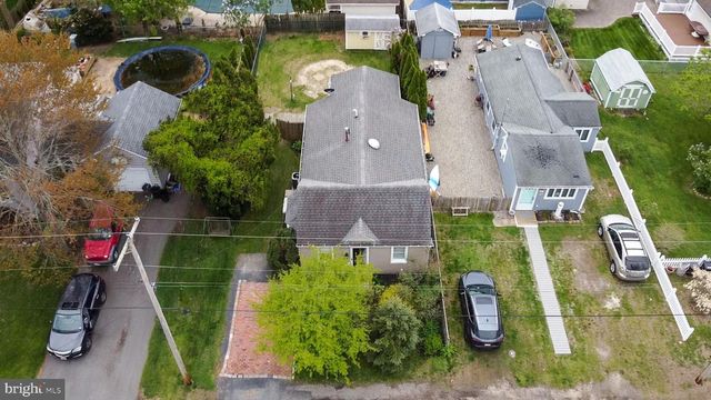 46 W CAPE MAY AVE, Ocean Gate, NJ 08740