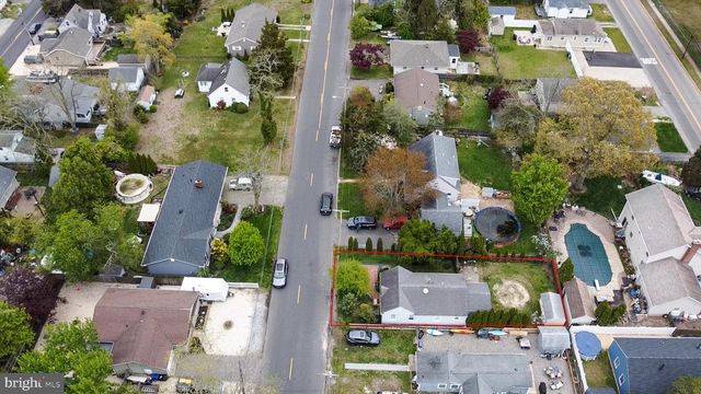 46 W CAPE MAY AVE, Ocean Gate, NJ 08740