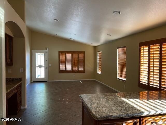 15820 W LATHAM Street, Goodyear, AZ 85338