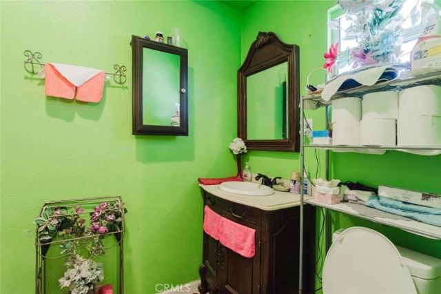 45437 Andale Avenue, Lancaster, CA 93535