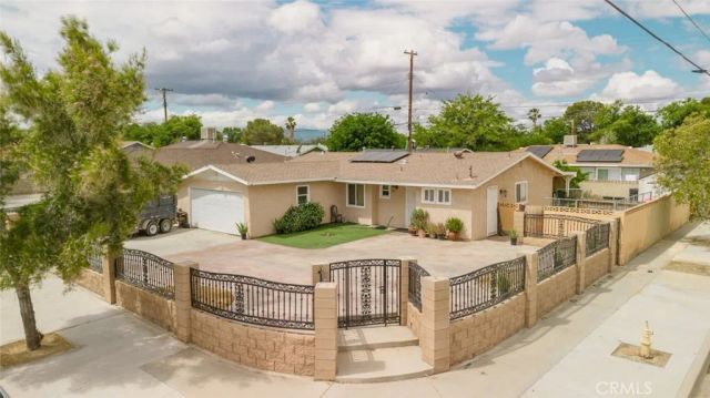 45437 Andale Avenue, Lancaster, CA 93535