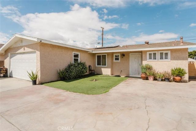 45437 Andale Avenue, Lancaster, CA 93535