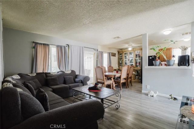 45437 Andale Avenue, Lancaster, CA 93535