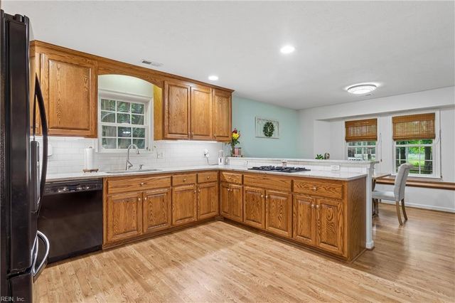505 Plantation Rd, North, VA 23128