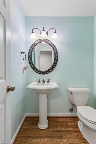 505 Plantation Rd, North, VA 23128