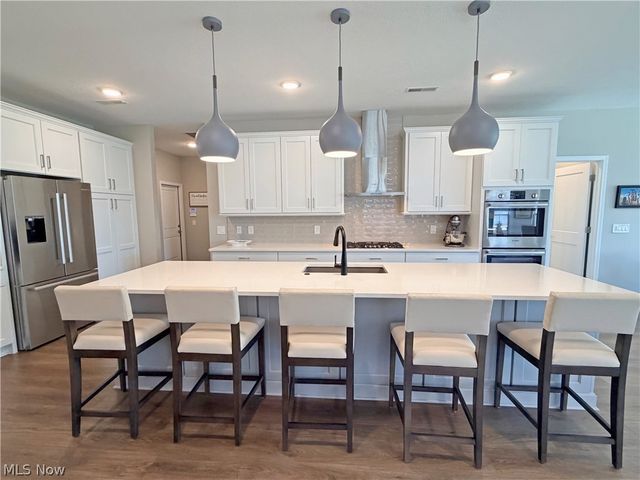 3388 Willow Lane, Akron, OH 44333