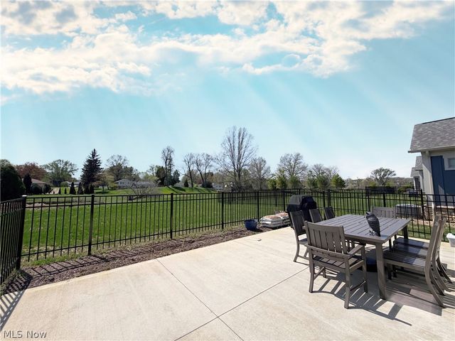 3388 Willow Lane, Akron, OH 44333
