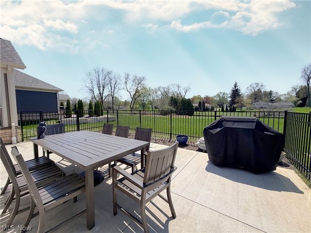 3388 Willow Lane, Akron, OH 44333