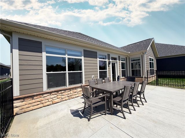 3388 Willow Lane, Akron, OH 44333