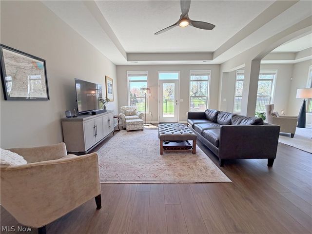 3388 Willow Lane, Akron, OH 44333