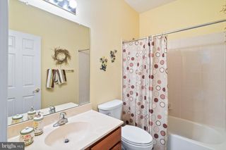 225 MIRAGE BLVD, Barnegat, NJ 08005