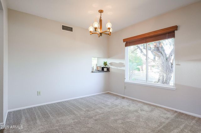 2101 E REDFIELD Road, Phoenix, AZ 85022