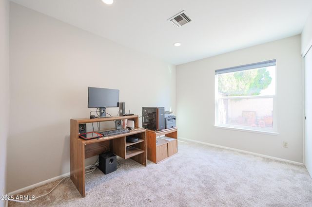 2101 E REDFIELD Road, Phoenix, AZ 85022