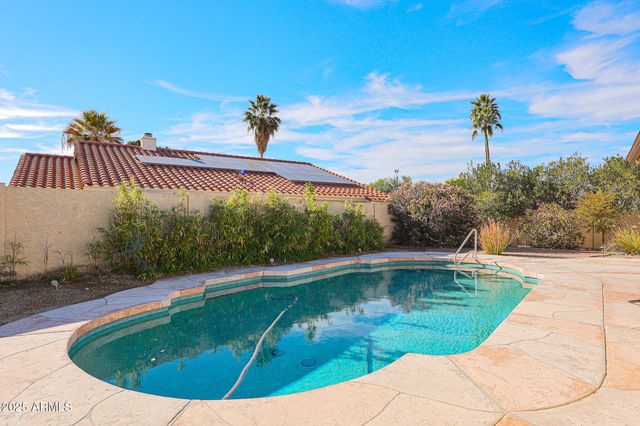 2101 E REDFIELD Road, Phoenix, AZ 85022