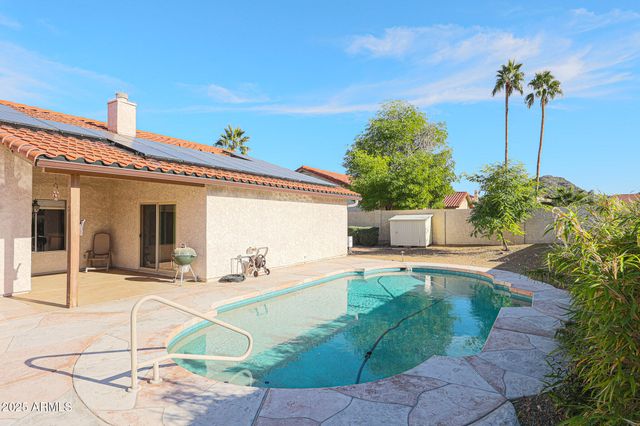 2101 E REDFIELD Road, Phoenix, AZ 85022