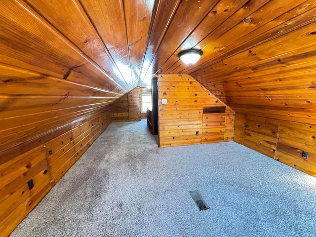 309 E Oak Grove Avenue, Parchment, MI 49004