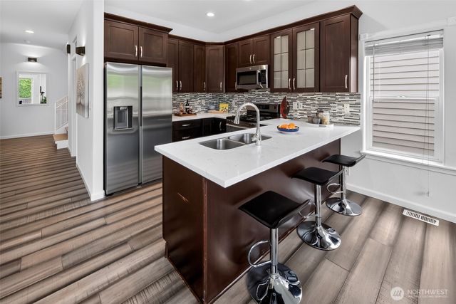 8033 118th Avenue NE, Kirkland, WA 98033