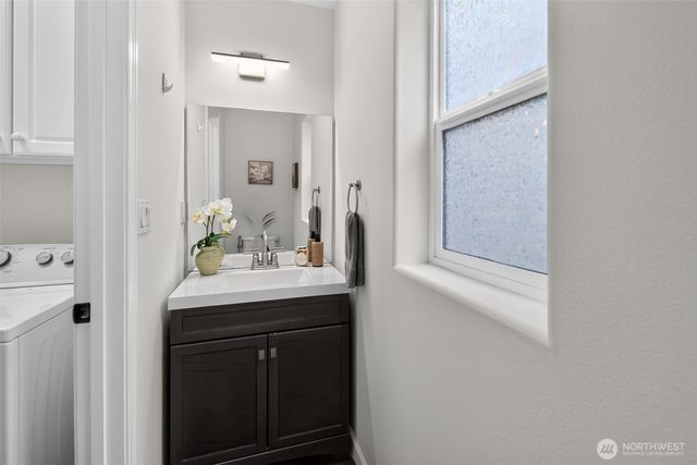 8033 118th Avenue NE, Kirkland, WA 98033