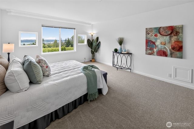 8033 118th Avenue NE, Kirkland, WA 98033