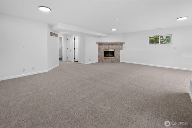 8033 118th Avenue NE, Kirkland, WA 98033