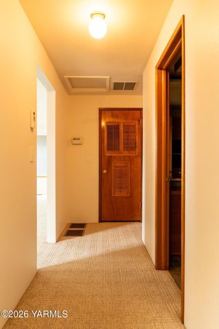 4007 Mountainview Ave, Yakima, WA 98901