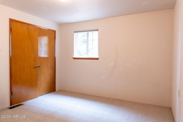 4007 Mountainview Ave, Yakima, WA 98901