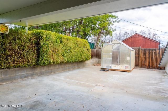 4007 Mountainview Ave, Yakima, WA 98901