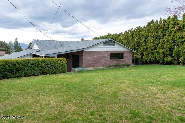 4007 Mountainview Ave, Yakima, WA 98901