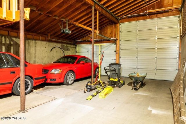 4007 Mountainview Ave, Yakima, WA 98901