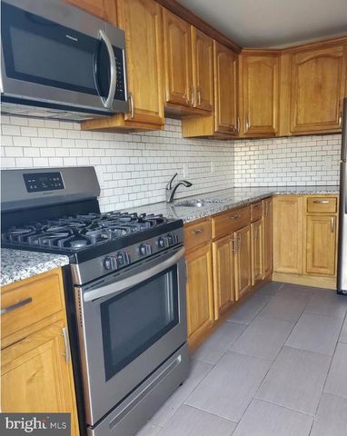 415 BERGEN ST, Gloucester City, NJ 08030