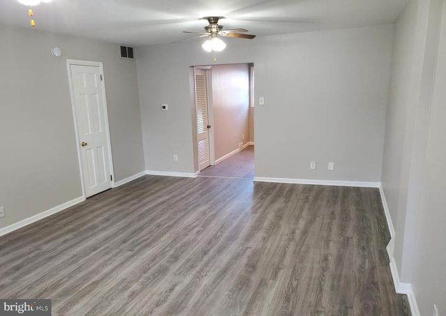415 BERGEN ST, Gloucester City, NJ 08030