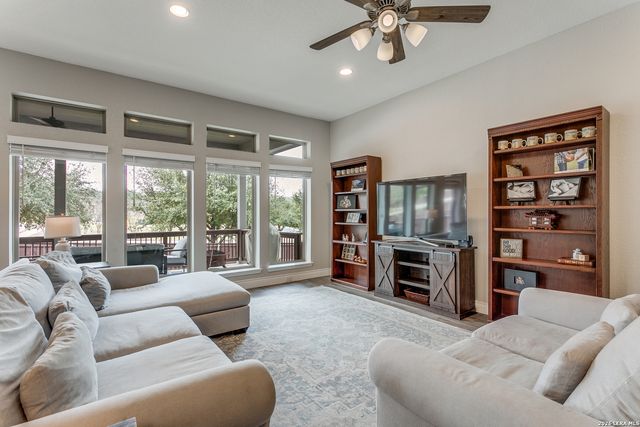 5413 Hartley, Schertz, TX 78108