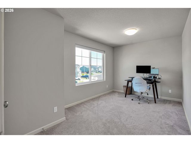6098 SAVANNAH St Se, Albany, OR 97322