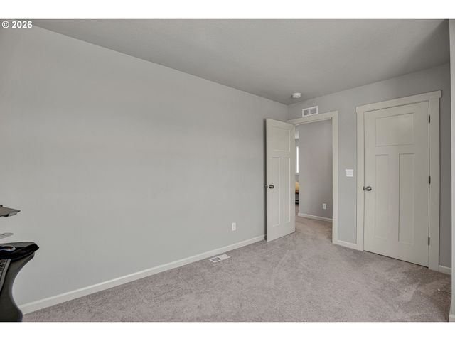 6098 SAVANNAH St Se, Albany, OR 97322