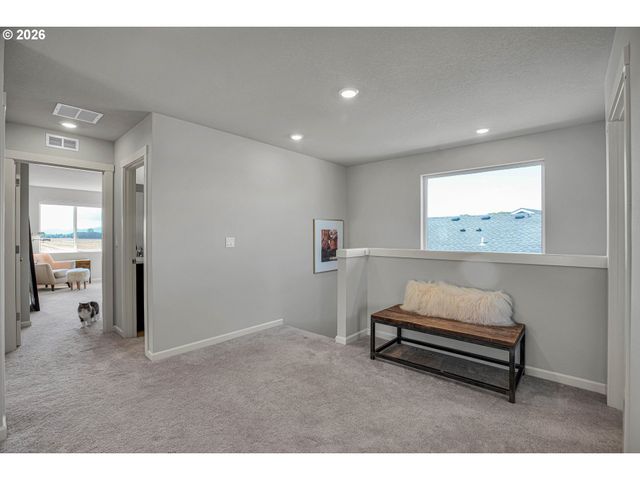 6098 SAVANNAH St Se, Albany, OR 97322