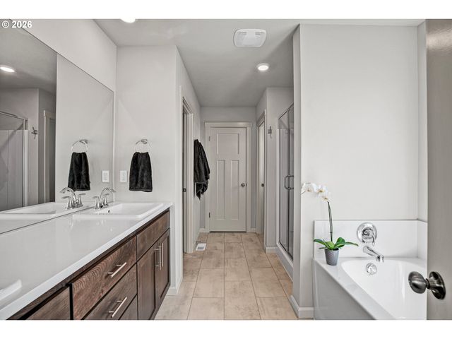 6098 SAVANNAH St Se, Albany, OR 97322