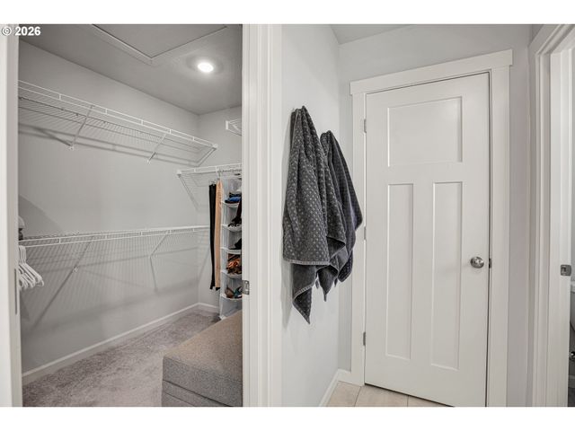 6098 SAVANNAH St Se, Albany, OR 97322