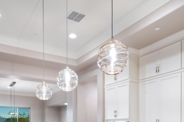 2692 E Sorbonne Drive, Green Valley, AZ 85614