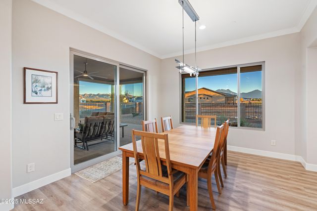 2692 E Sorbonne Drive, Green Valley, AZ 85614