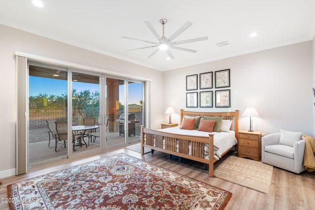 2692 E Sorbonne Drive, Green Valley, AZ 85614