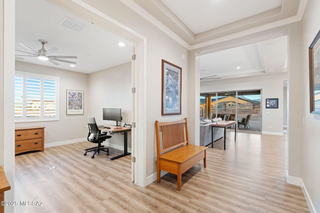 2692 E Sorbonne Drive, Green Valley, AZ 85614