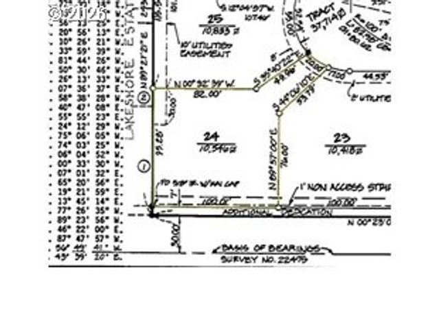 14292 Nw LAKESHORE Ct, Portland, OR 97229