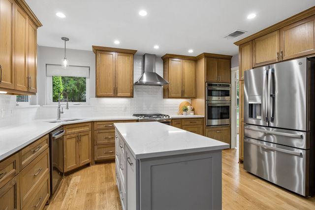 7108 Halprin Court, Dallas, TX 75252