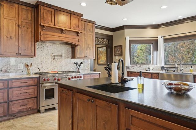 116 Lakota Drive, Dawsonville, GA 30534